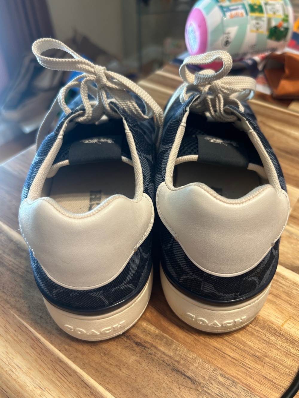 Coach Vintage Women’s Navy/Denim Signature Canvas Low-Top Sneakers - Picture 2 of 6